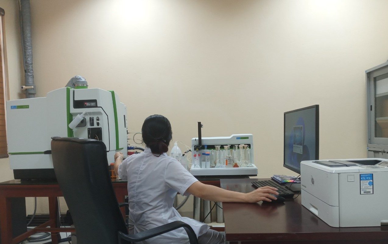 Máy quang phổ khối plasma cảm ứng (ICP-MS)