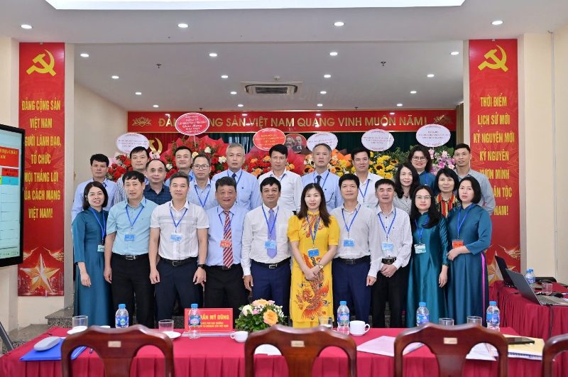 ky-niem-81-nam-01